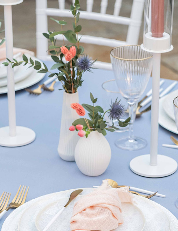 produktdetailbild_vase_white_rills_s_deko_mieten_koblenz_800x616px-3