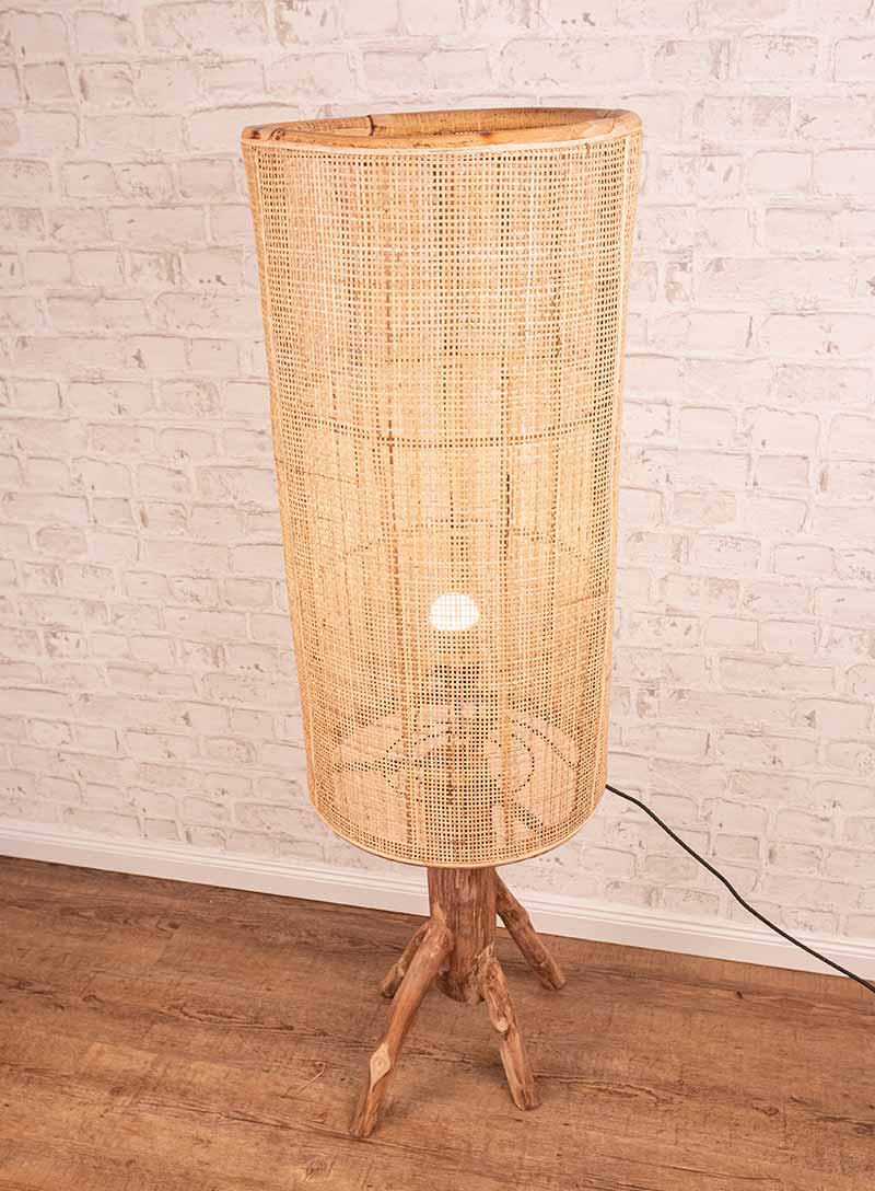 Produktbild_Stehlampe_Rattan_800x1088px