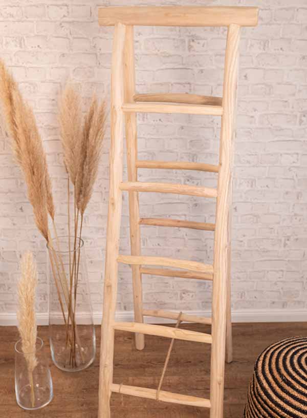 Produktdetailbild_Holzleiter_Hell_800x616px_3