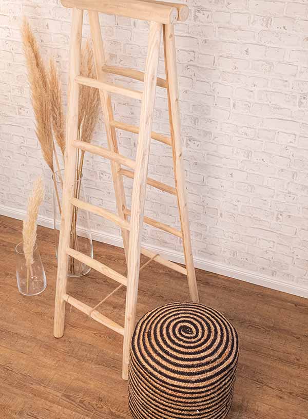 Produktdetailbild_Holzleiter_Hell_800x616px_4