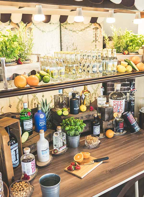 Produktdetailbild_Marktwagen_Akazie_800x616px_1