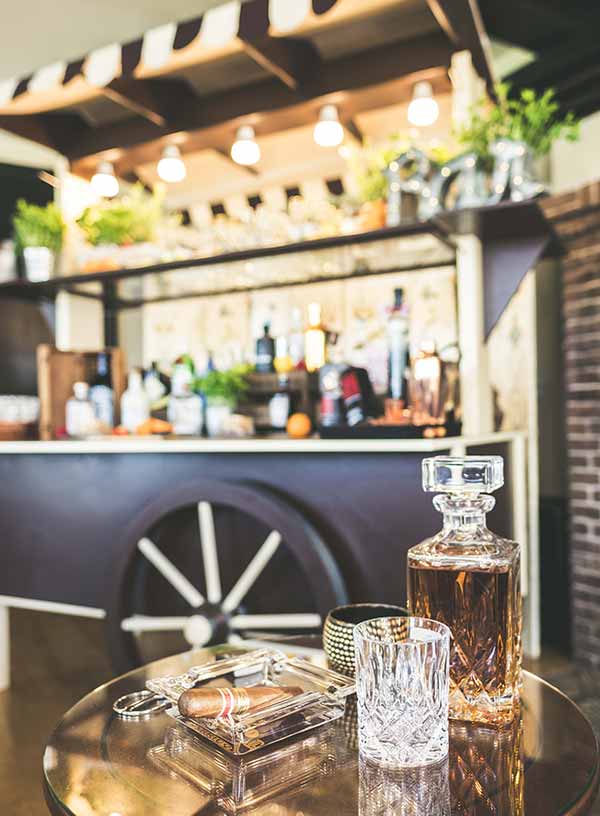 Produktdetailbild_Marktwagen_Akazie_800x616px_2