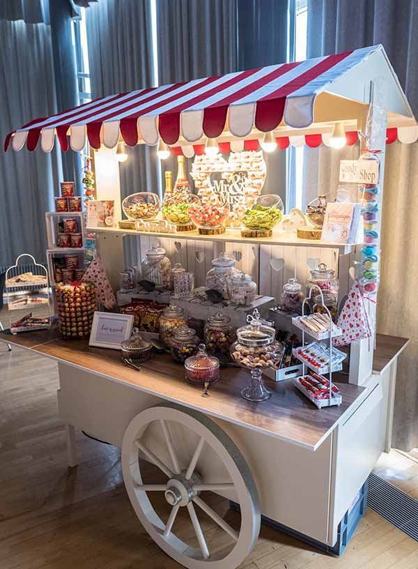 Produktdetailbild_Marktwagen_Elfenbein_800x616px_2