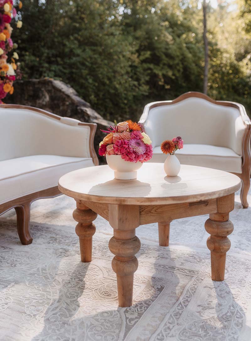 produktbild_louis_lounge_beistelltisch_hochzeit_mieten_koblenz_800x1088px