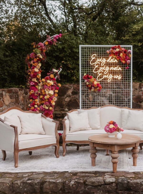 produktbild_louis_lounge_hochzeit_mieten_koblenz_800x1088px