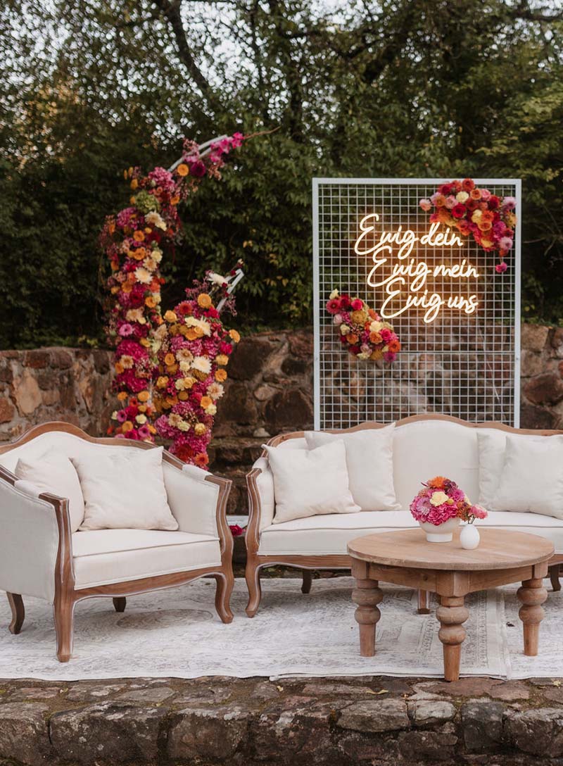 produktbild_louis_lounge_hochzeit_mieten_koblenz_800x1088px
