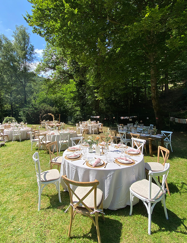 produktdetailbild_Banketttisch_183cm_rund_800x616px-1