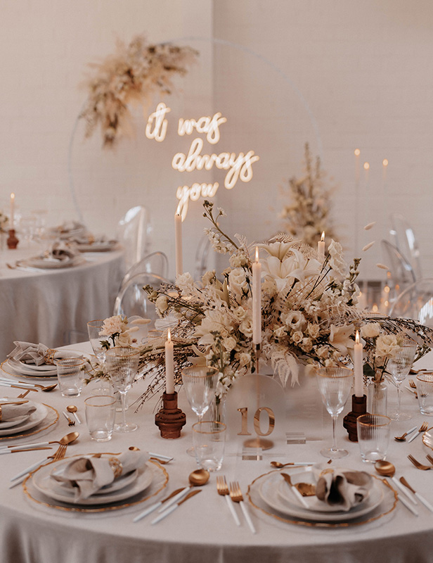 produktdetailbild_Leinentischdecke_Macchiato_Beige_Rund_360cm_800x616px-1