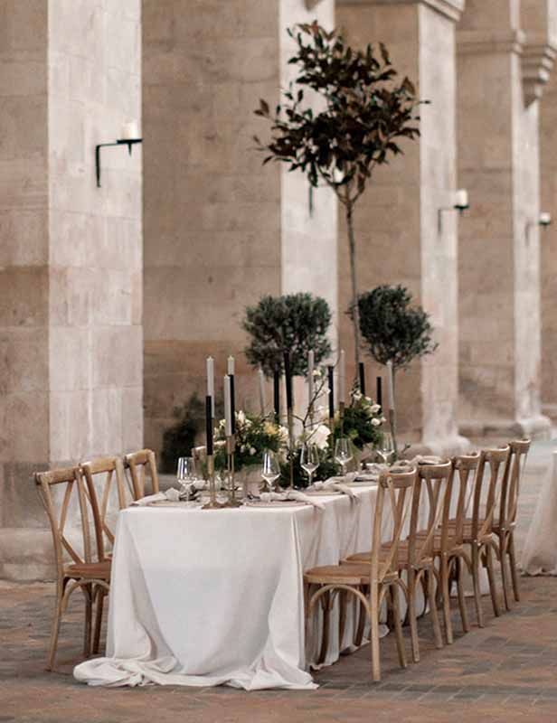 produktdetailbild_crossback_stuhl_braun_mieten_koblenz_800x616px-4