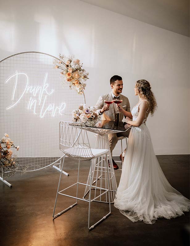 produktdetailbild_hochstuhl_barstuhl_wire_mieten_koblenz_800x616px-3