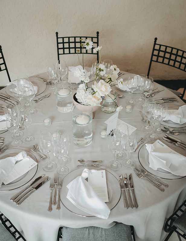 produktdetailbild_leinentischdecke_lichtgrau_mieten_koblenz_hochzeit_800x616px-1