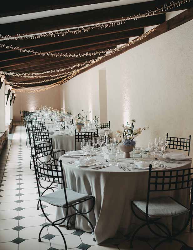 produktdetailbild_leinentischdecke_lichtgrau_mieten_koblenz_hochzeit_800x616px-4