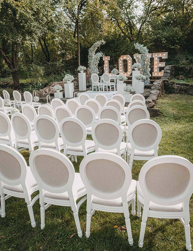 produktdetailbild_louis_chair_mieten_hochzeit_koblenz_800x616px-3
