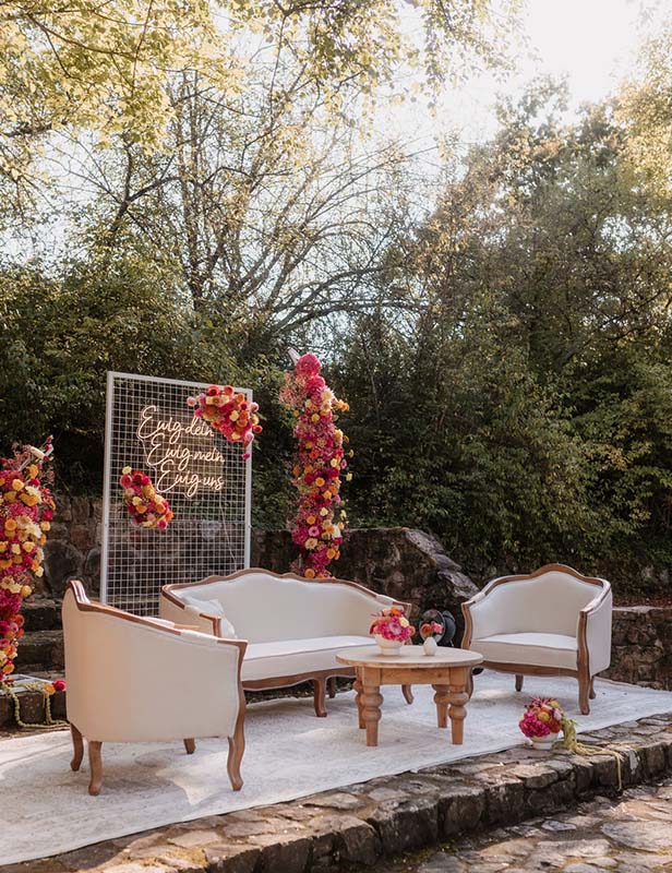 produktdetailbild_louis_lounge_beistelltisch_hochzeit_mieten_koblenz_800x616px-2