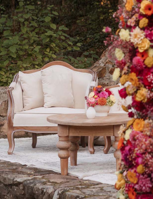 produktdetailbild_louis_lounge_beistelltisch_hochzeit_mieten_koblenz_800x616px-4