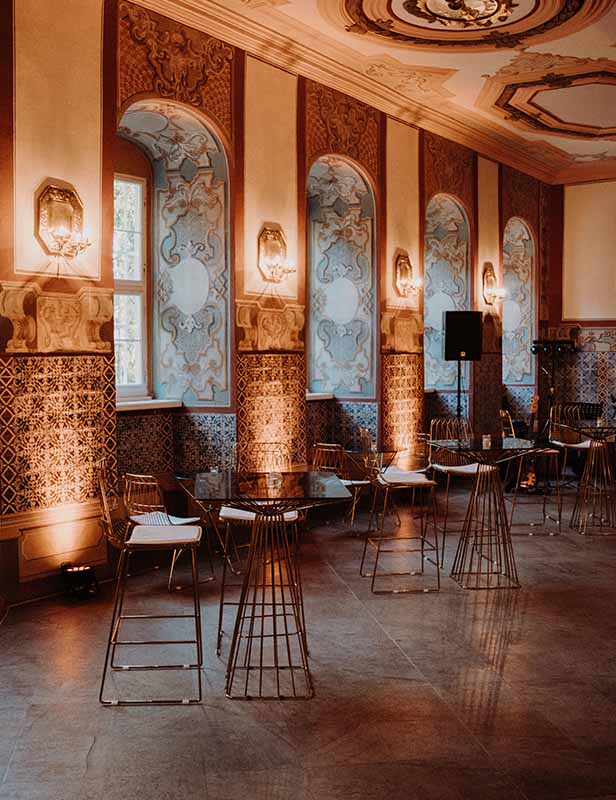 produktdetailbild_wire_stehtisch_wire_hochstuhl_eventverleih_koblenz_800x1088px-2