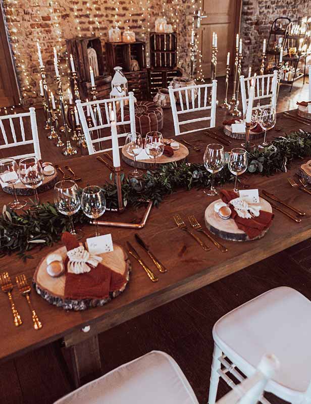 Produktdetailbild_Vintage_Holztisch_800x616px-5