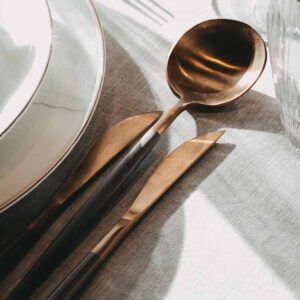 produktdetailbild_besteck_gold_beige_eventverleih_koblenz_mieten_800x616px-1