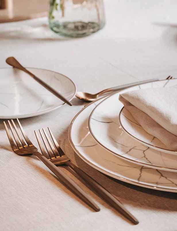 produktdetailbild_besteck_gold_beige_eventverleih_koblenz_mieten_800x616px