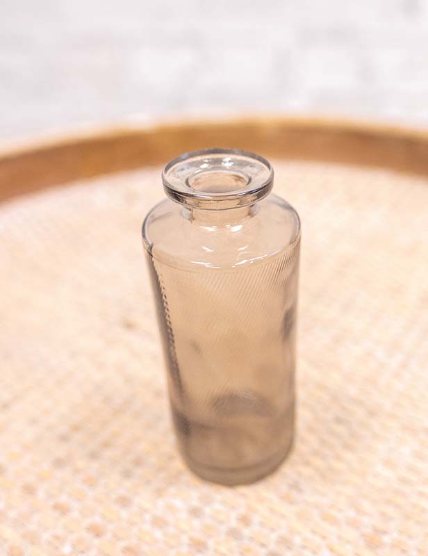 produktdetailbild_Vase_Minimi_Grau_Geriffelt_800x616px-1