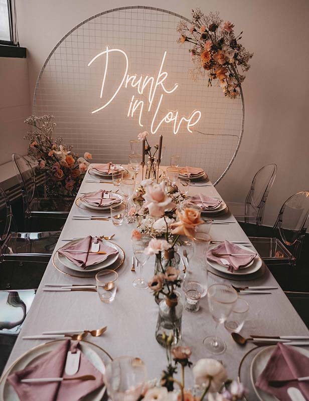 produktdetailbild_leinentischdecke_eckig_lichtgrau_eventverleih_koblenz_800x616px