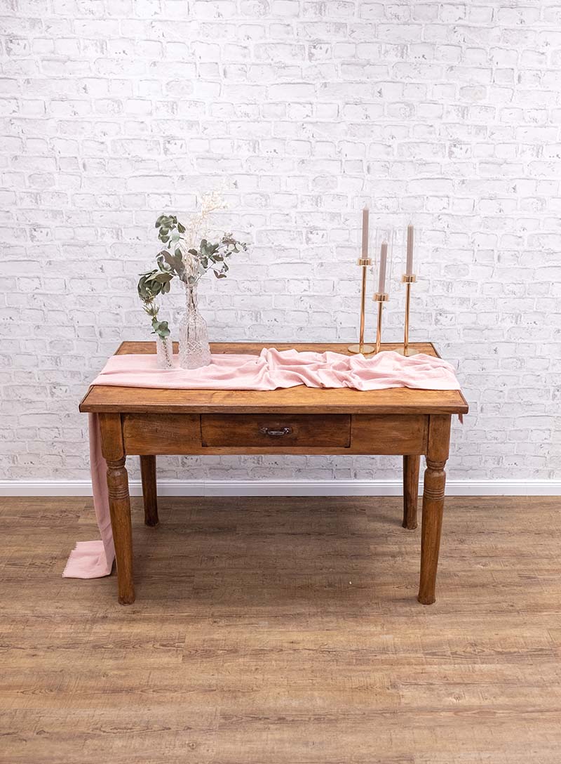 Produktbild_Vintage-Holztisch_Dunkelbraun_800x1088px