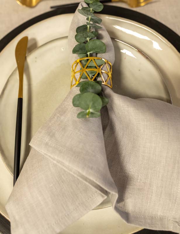 produktdetailbild_Leinenserviette_Lichtgrau_NEU_800x616px-4