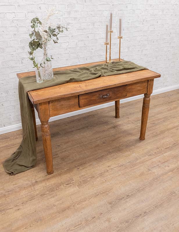 produktdetailbild_Tischläufer_Musselin_Olive_800x616px-2