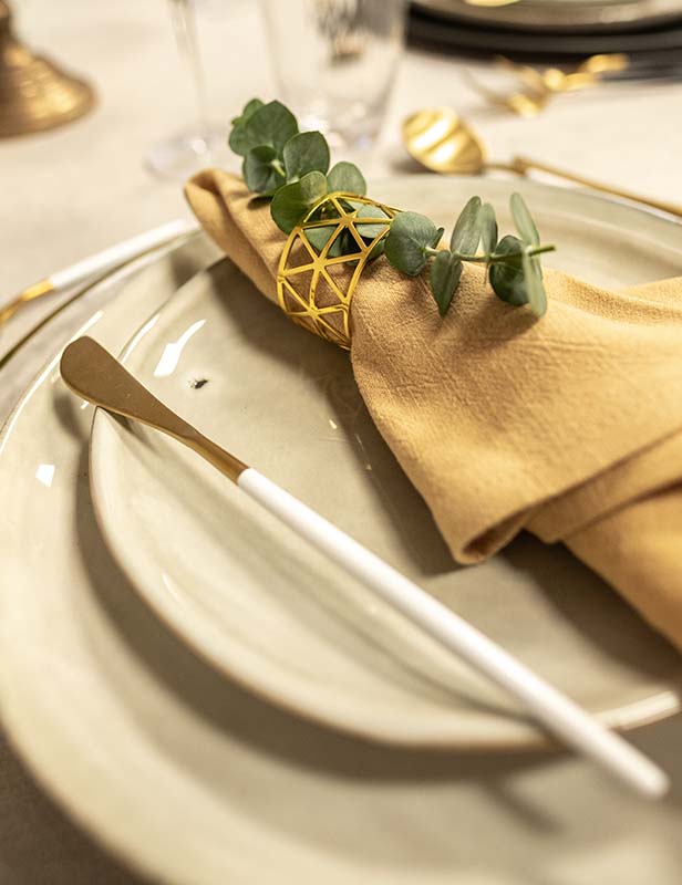 produktdetailbild__Leinenserviette_Senfgelb_NEU_800x616px-2