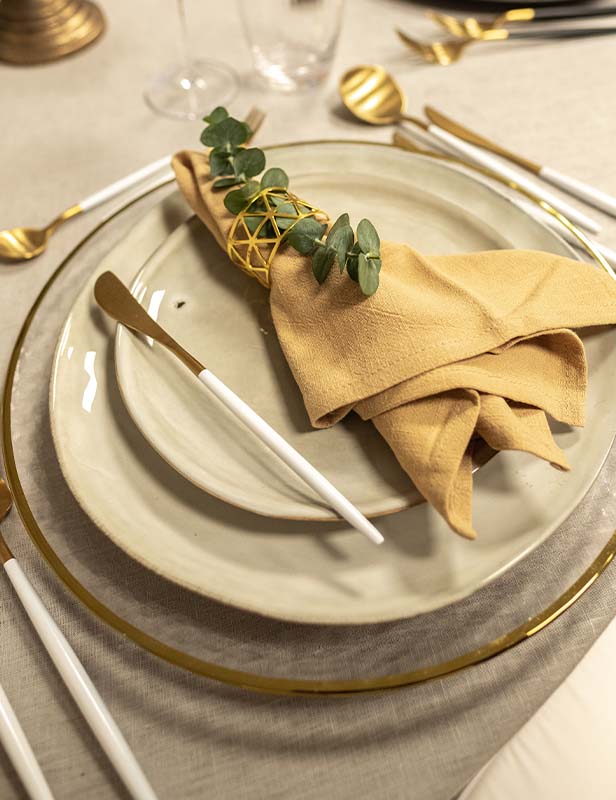 produktdetailbild__Leinenserviette_Senfgelb_NEU_800x616px-4