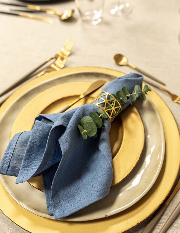 produktdetailbild_produktdetailbild_Leinenserviette_Ozeanblau_800x616px-3