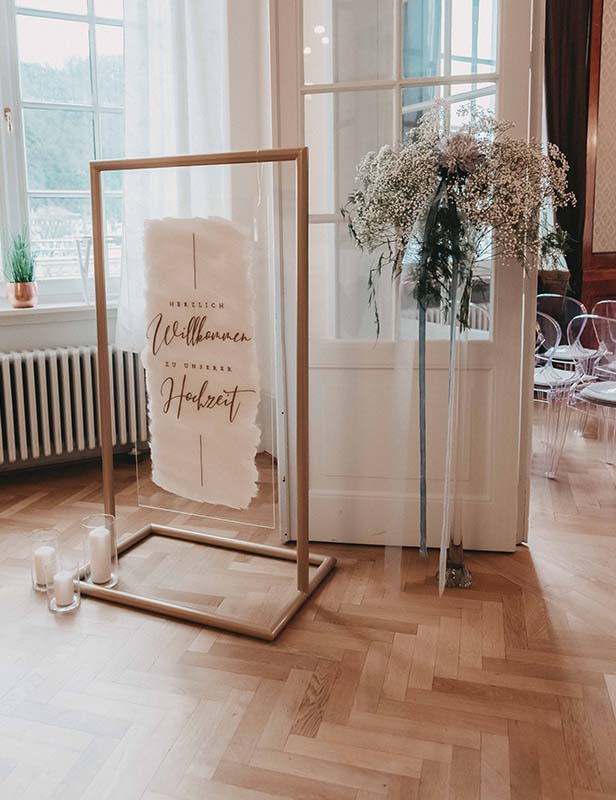 Acrylschild ‘Herzlich Willkommen zu unserer Hochzeit' für Hochzeit & Event mieten Acrylschild ‘Herzlich Willkommen zu unserer Hochzeit' für Hochzeit & Event mieten