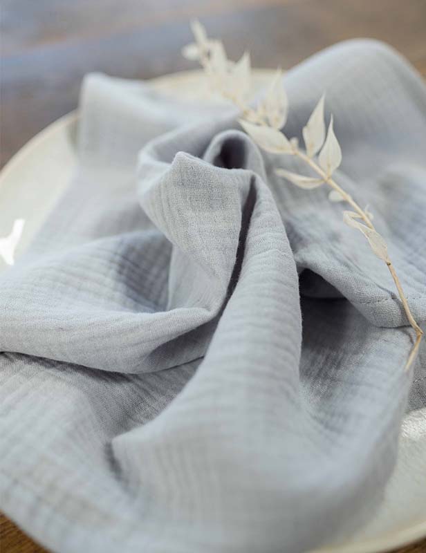 produktdetailbild_baumwollserviette_alaska_blue_800x616px