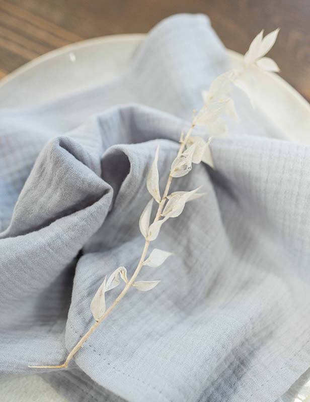 produktdetailbild_baumwollserviette_alaska_blue_800x616px