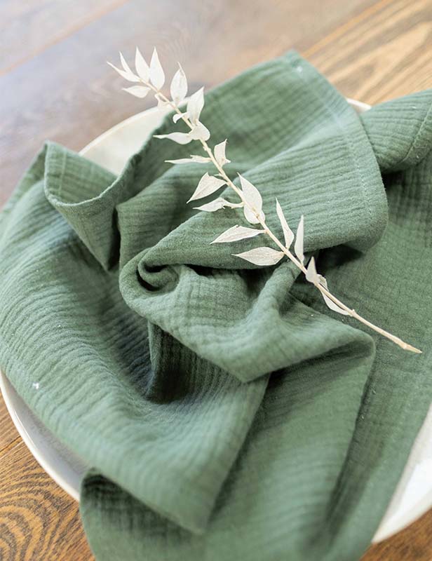 produktdetailbild_baumwollserviette_boranical_green_800x616px