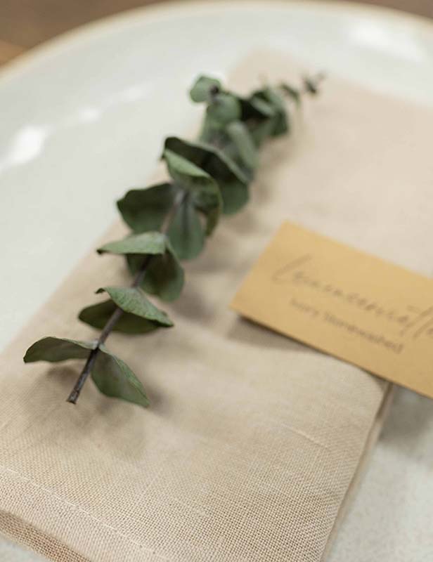 produktdetailbild_leinenserviette_ivory_stonewashed_800x616px-3