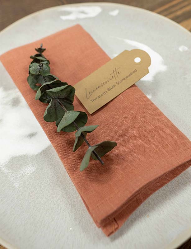 produktdetailbild_leinenserviette_terracotta_blush_stonewashed_800x616px-2
