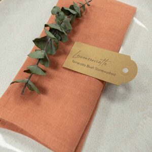 produktdetailbild_leinenserviette_terracotta_blush_stonewashed_800x616px-4