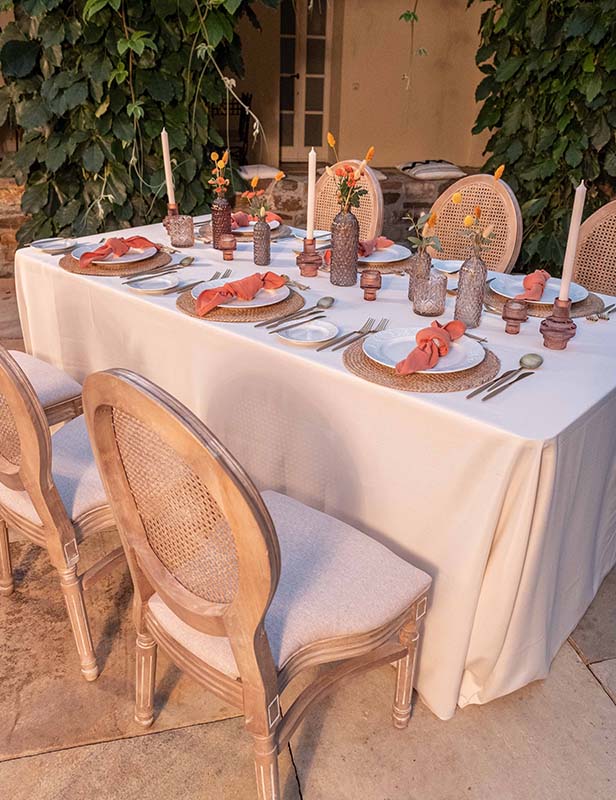 produktdetailbild_polyestertischdecke_beige_tischwäsche_dekoverleih_mieten_koblenz_800x616px-1