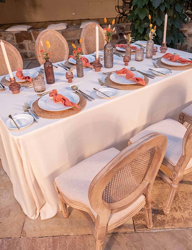 produktdetailbild_polyestertischdecke_beige_tischwäsche_dekoverleih_mieten_koblenz_800x616px-2