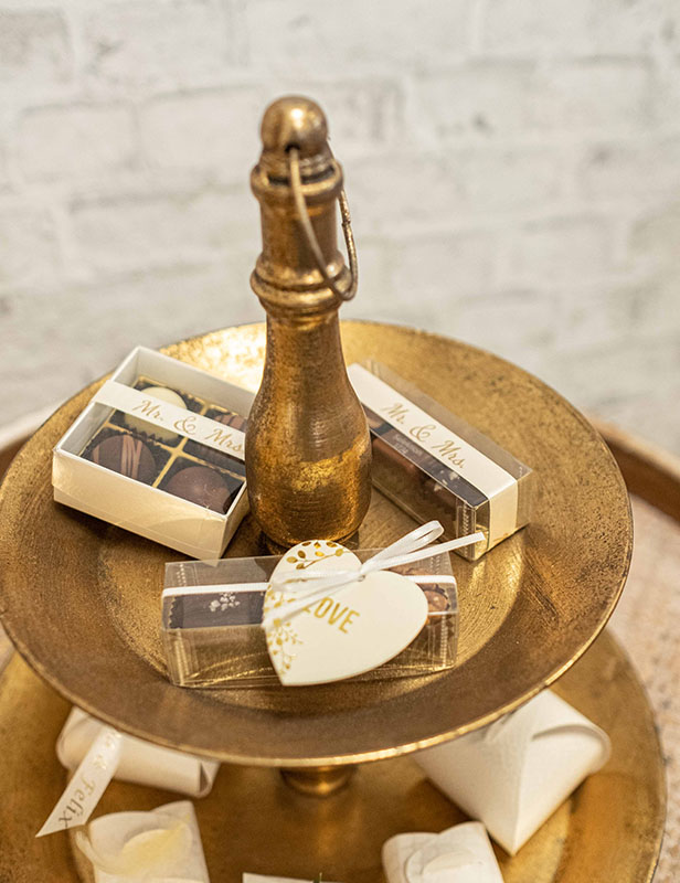 produktdetailbild_messing_etagere_gold_mieten_deko_verleih_800x616px-1