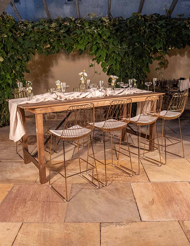 produktdetailbild_holztisch_hochtisch_brückentisch_255x100cm_mieten_koblenz_800x616px-3