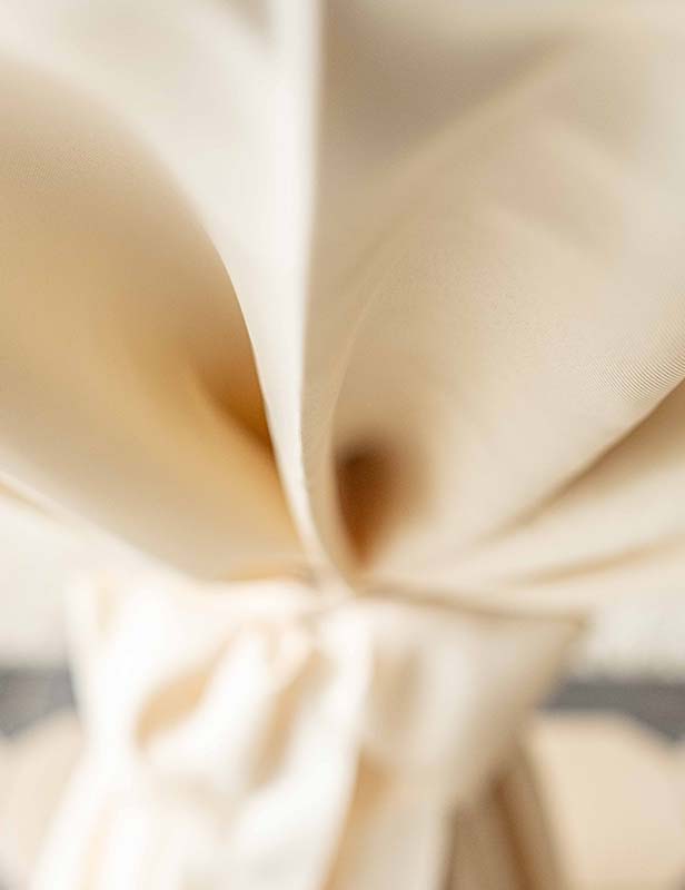 produktdetailbild_stehtisch_husse_beige_mieten_koblenz_800x616px-1