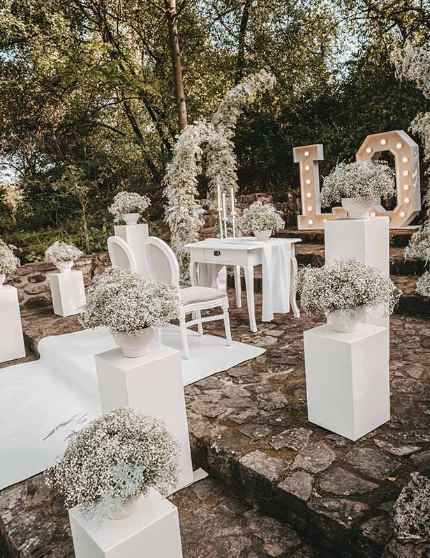 produktdetailbild_traubogen_metall_halbrund_weiss_mieten_koblenz_800x616px