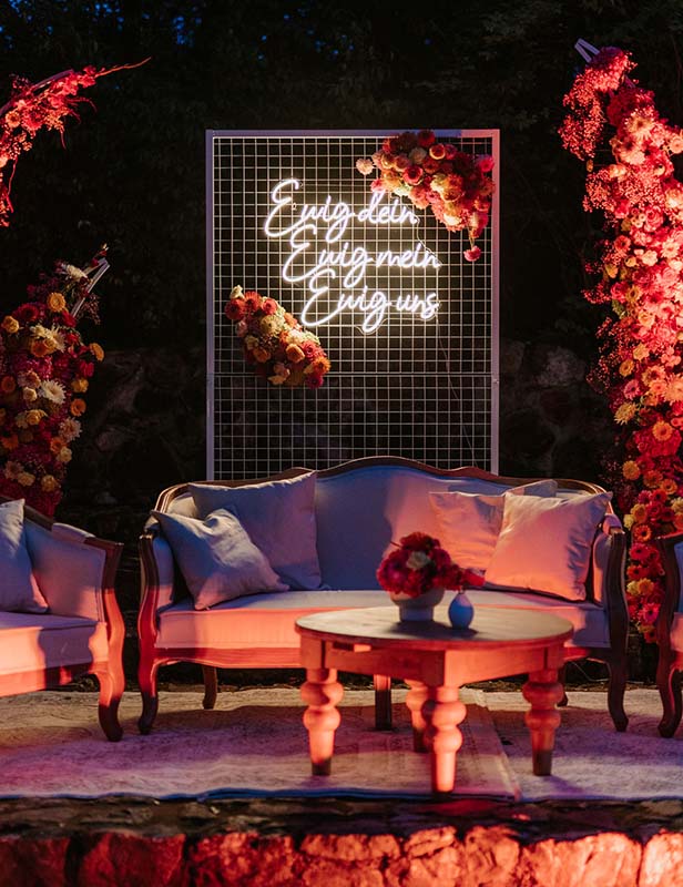 produktdetailbild_neonsign_ewigdein_ewigmein_ewiguns_hochzeit_koblenz_mieten_800x616px