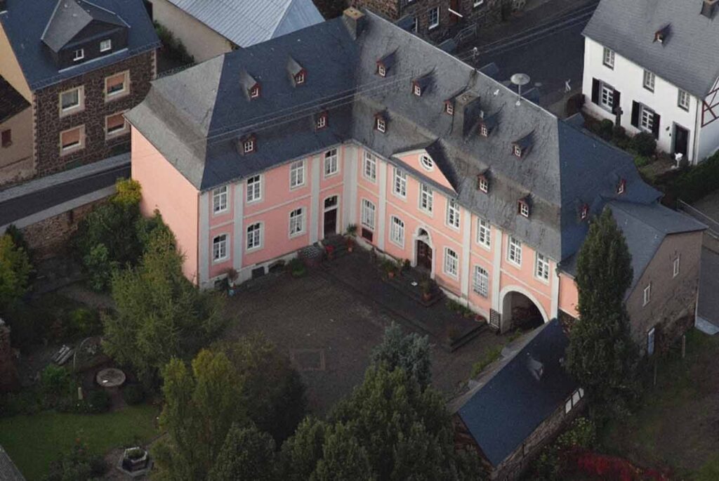 Burghaus_Wassenach_Eventlocation_1300x869px-1