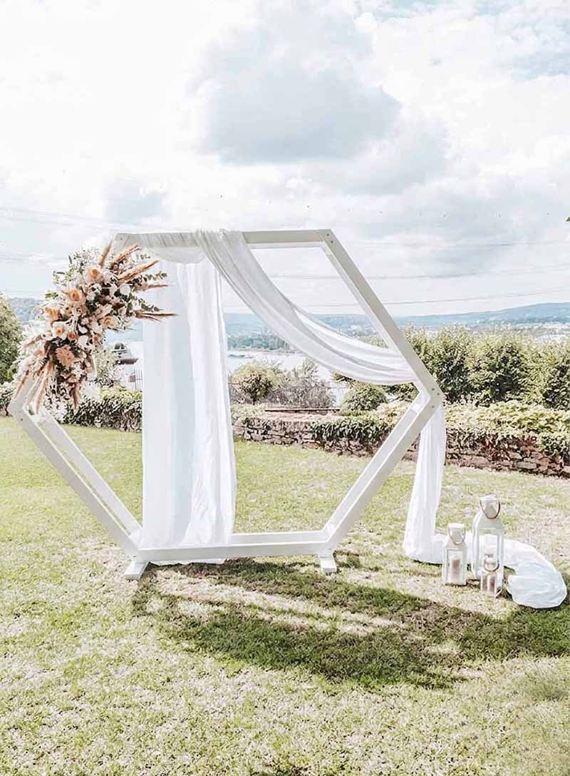 produktbild_traubogen_hexagon_offwhite_weiß_mieten_eventverleih_koblenz_800x1088px
